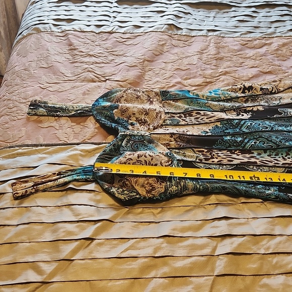 Size 6 Frank Lyman sleeveless dress with thick straps and padded bra - Picture 5 of 8